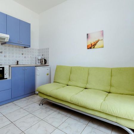 Asterina Seaside Apartments 칼리베스 외부 사진