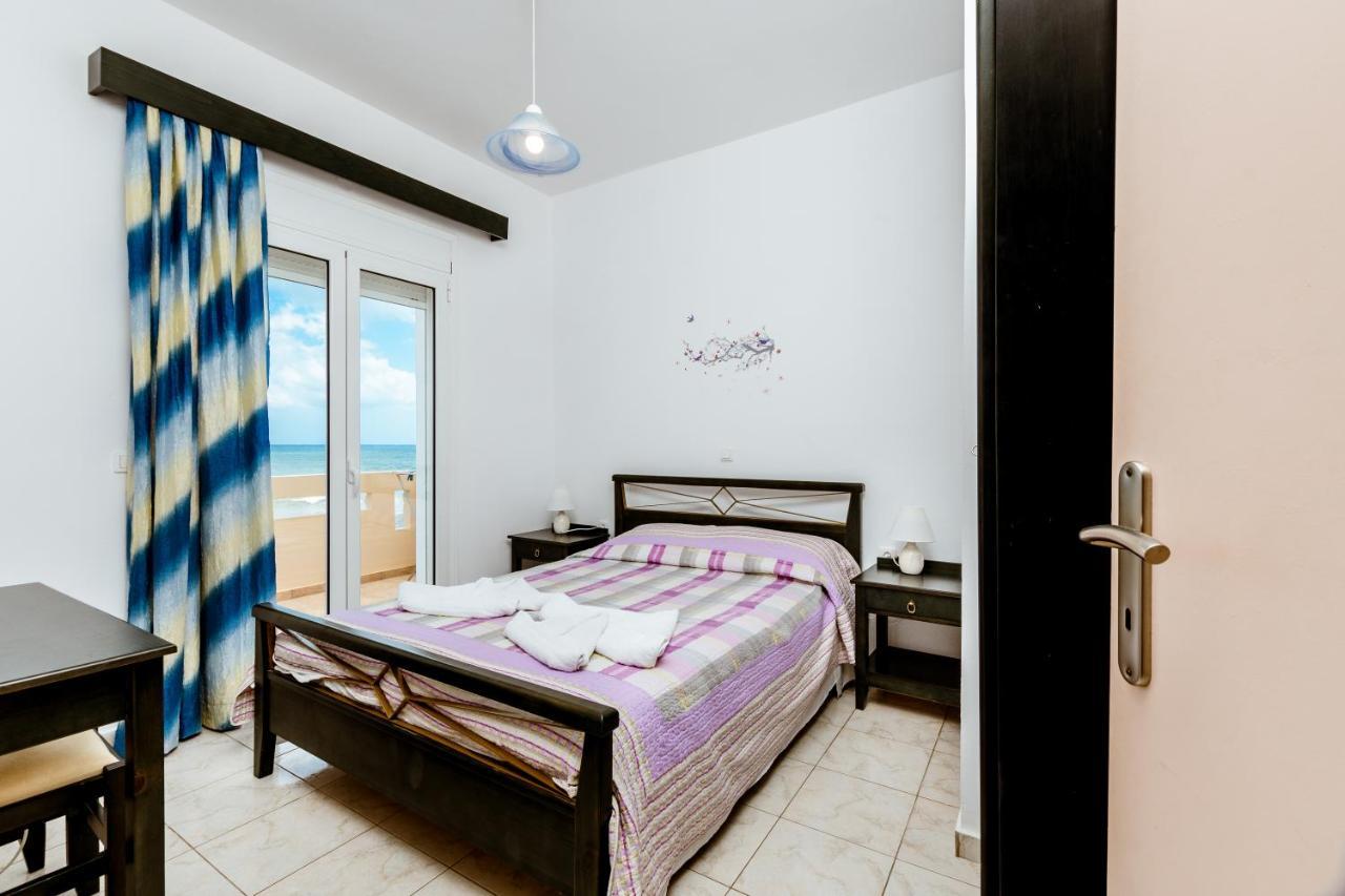Asterina Seaside Apartments 칼리베스 외부 사진